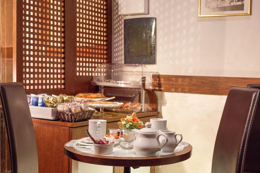 Leonetto Inn Roma Phòng bức ảnh