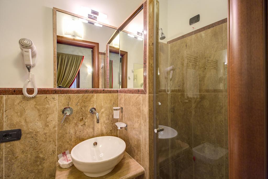 Leonetto Inn Roma Phòng bức ảnh